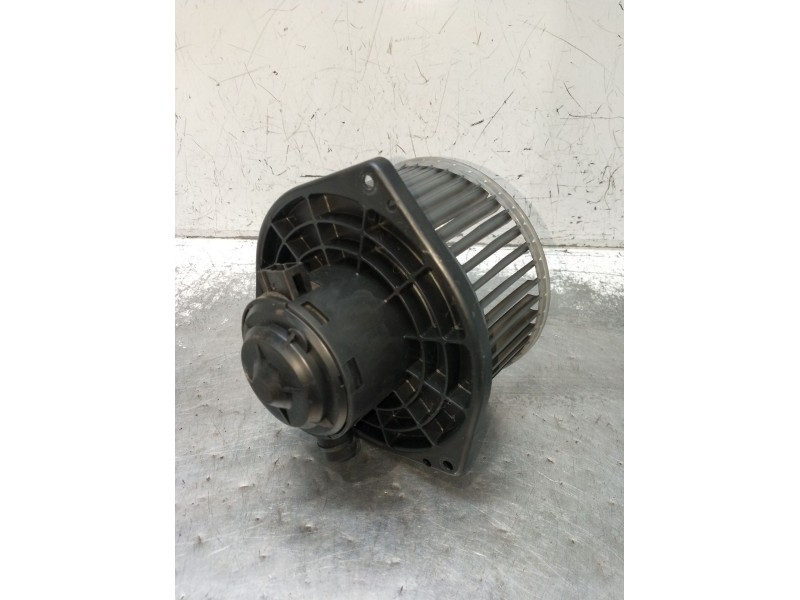 Recambio de motor calefaccion para ssangyong kyron 2.0 xdi referencia OEM IAM 40510440  2005