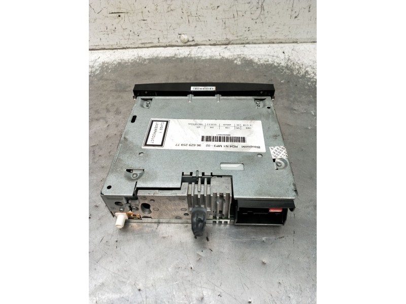 Recambio de sistema audio / radio cd para peugeot 307 (3a/c) 1.6 16v referencia OEM IAM 9662925977  2005