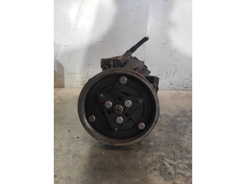 Recambio de compresor aire acondicionado para dacia sandero ambiance referencia OEM IAM SD7V161060 8200802608 