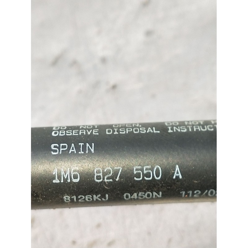 Recambio de amortiguadores maletero / porton para seat leon (1m1) 1.9 tdi referencia OEM IAM 1M6827550A  1999