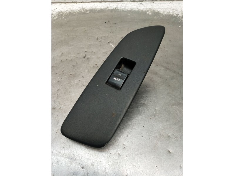 Recambio de mando elevalunas delantero derecho para toyota auris (_e15_) 2.0 d-4d (ade150_) referencia OEM IAM 7423102530 5P 200
