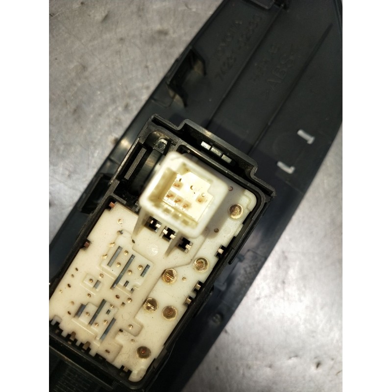 Recambio de mando elevalunas delantero derecho para toyota auris (_e15_) 2.0 d-4d (ade150_) referencia OEM IAM 7423102530 5P 200