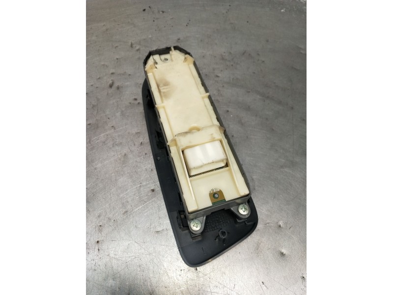 Recambio de mando elevalunas delantero izquierdo para toyota auris (_e15_) 2.0 d-4d (ade150_) referencia OEM IAM 7423202550 5P 2