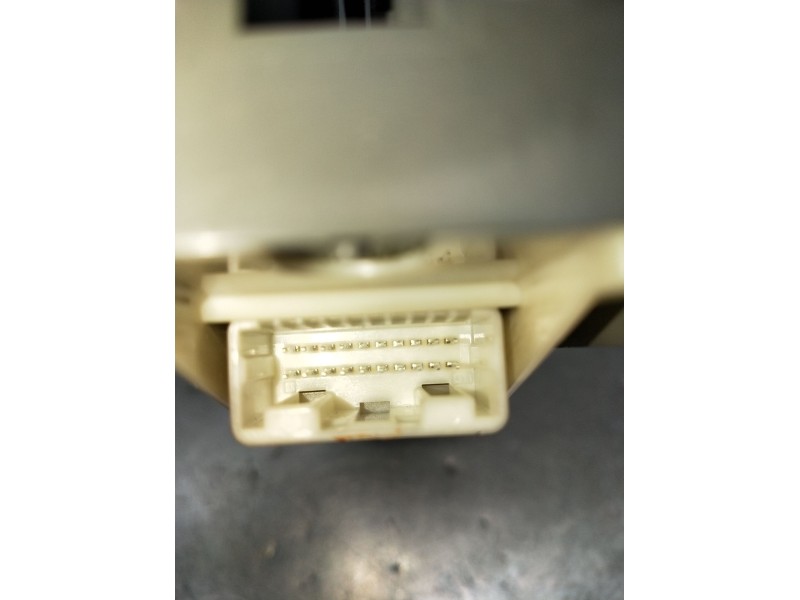 Recambio de mando elevalunas delantero izquierdo para toyota auris (_e15_) 2.0 d-4d (ade150_) referencia OEM IAM 7423202550 5P 2