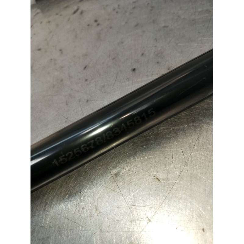 Recambio de amortiguadores maletero / porton para toyota auris (_e15_) 2.0 d-4d (ade150_) referencia OEM IAM 1525678  2006
