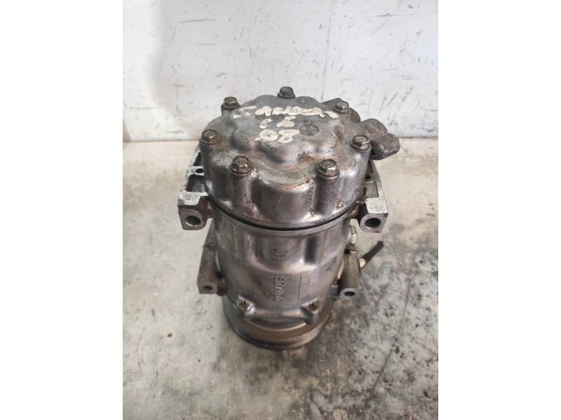 Recambio de compresor aire acondicionado para dacia sandero ambiance referencia OEM IAM SD7V161060 8200802608 