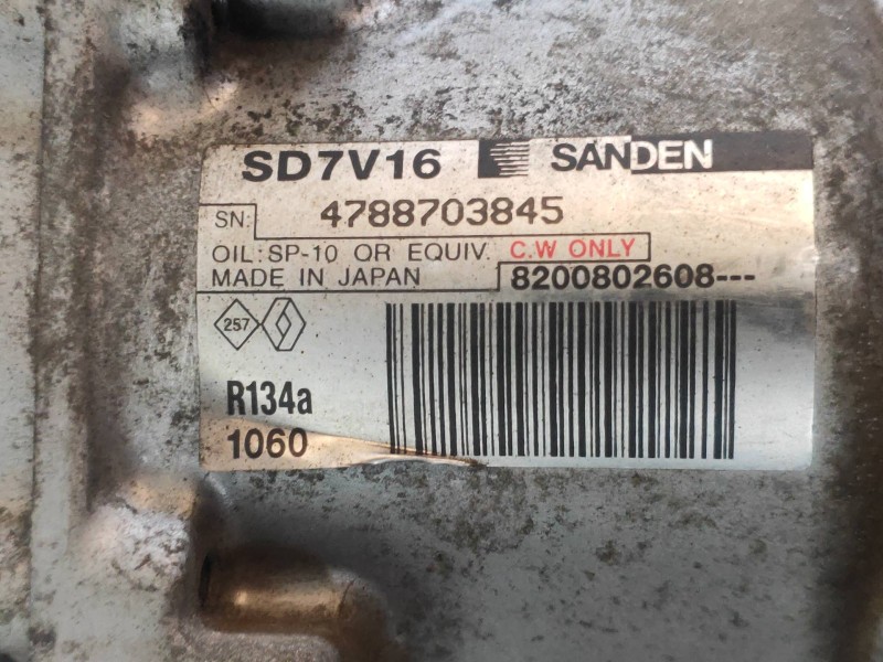 Recambio de compresor aire acondicionado para dacia sandero ambiance referencia OEM IAM SD7V161060 8200802608 