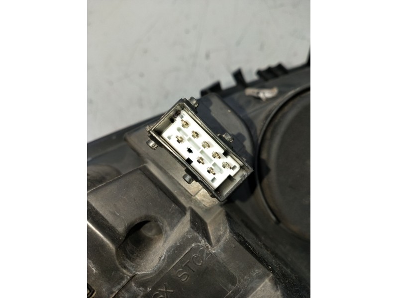 Recambio de faro izquierdo para peugeot 307 (3a/c) 1.6 16v referencia OEM IAM  VER FOTOS 2005