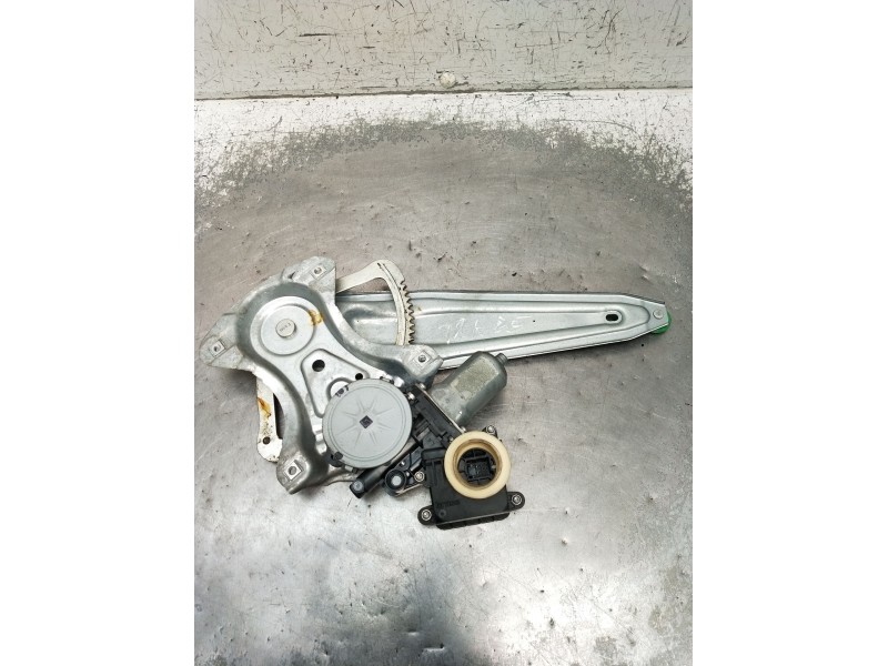 Recambio de elevalunas trasero derecho para toyota auris (_e15_) 2.0 d-4d (ade150_) referencia OEM IAM 8570202020 5P 2006