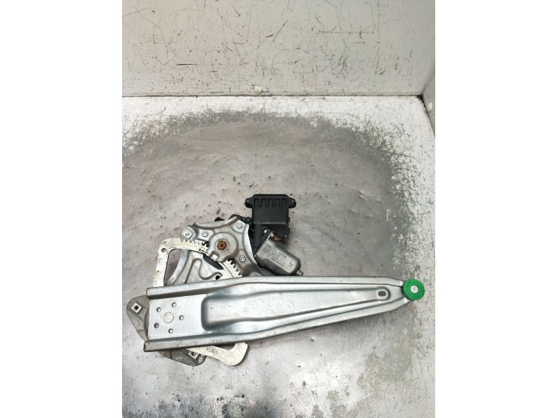 Recambio de elevalunas trasero derecho para toyota auris (_e15_) 2.0 d-4d (ade150_) referencia OEM IAM 8570202020 5P 2006