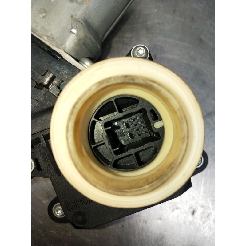 Recambio de elevalunas trasero derecho para toyota auris (_e15_) 2.0 d-4d (ade150_) referencia OEM IAM 8570202020 5P 2006