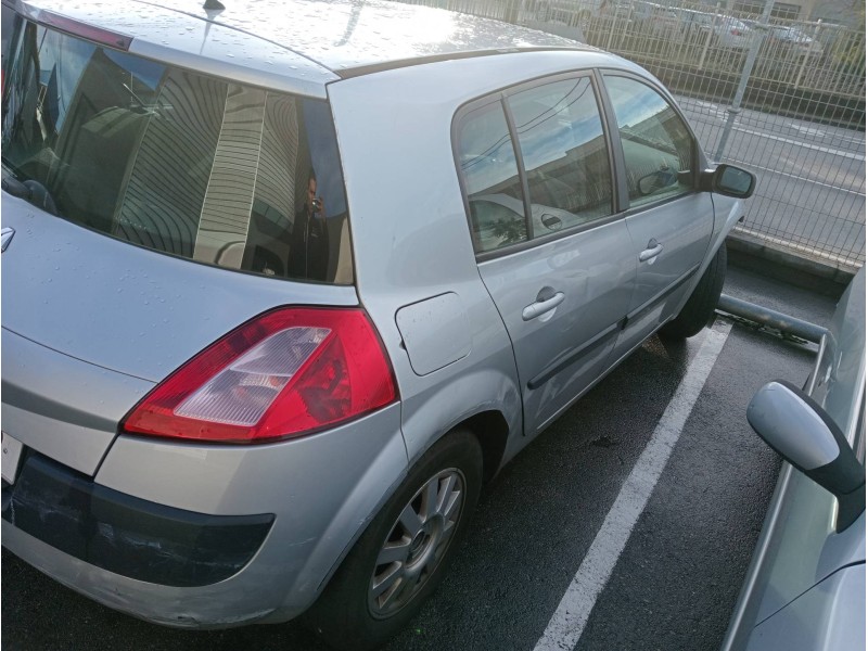 renault megane ii berlina 5p del año 2005