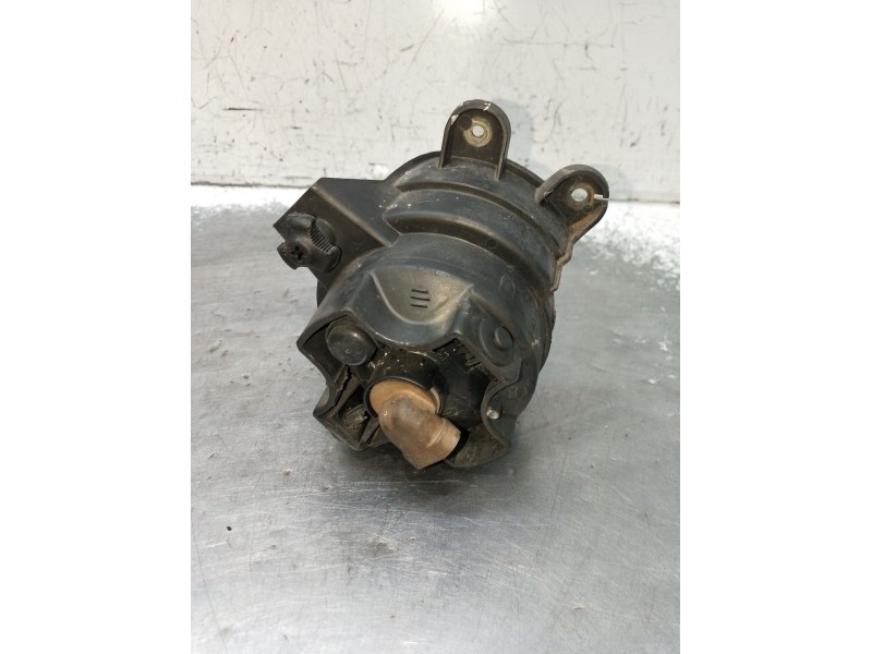 Recambio de faro antiniebla derecho para ssangyong kyron 2.0 xdi referencia OEM IAM   2005