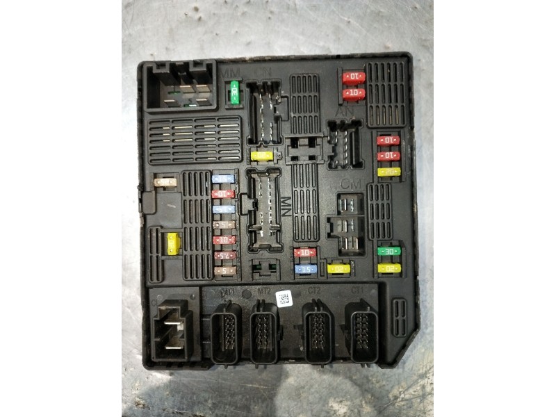 Recambio de caja reles / fusibles para renault scénic iii (jz0/1_) 1.5 dci (jz02, jz0r) referencia OEM IAM 284B64544R 0431292100
