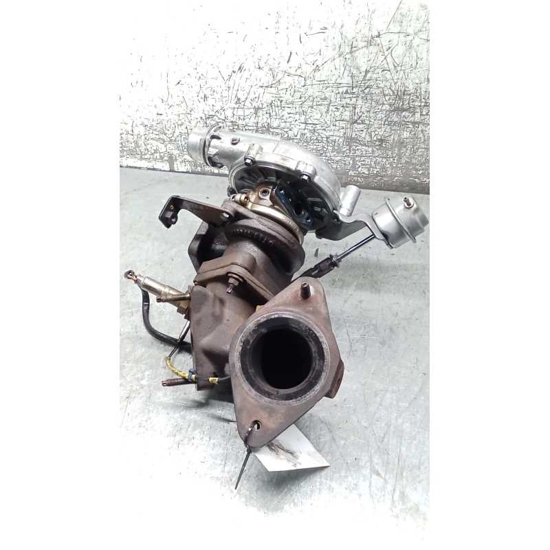 Recambio de turbocompresor para renault master iii furgoneta (fv) 2.3 dci 125 fwd (fv0c, fv0d, fv0g, fv0h, fv0j, fv0k) referenci