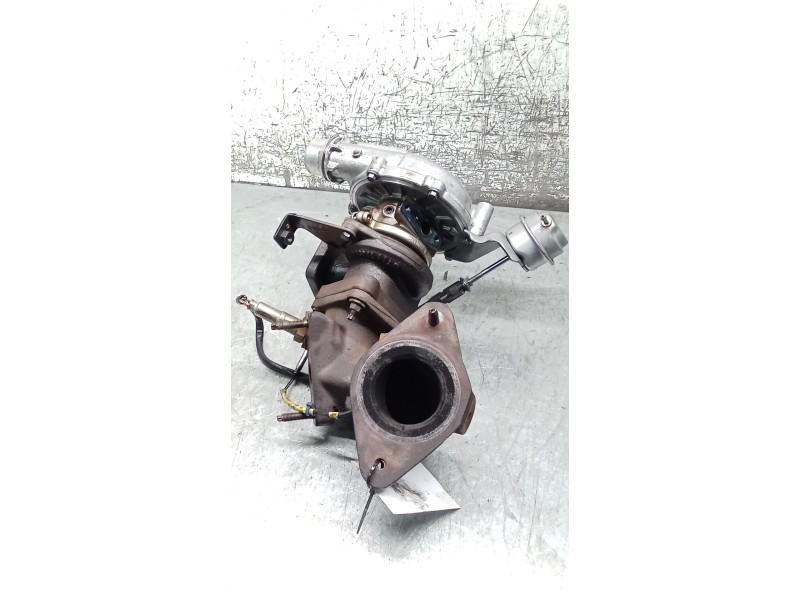 Recambio de turbocompresor para renault master iii furgoneta (fv) 2.3 dci 125 fwd (fv0c, fv0d, fv0g, fv0h, fv0j, fv0k) referenci