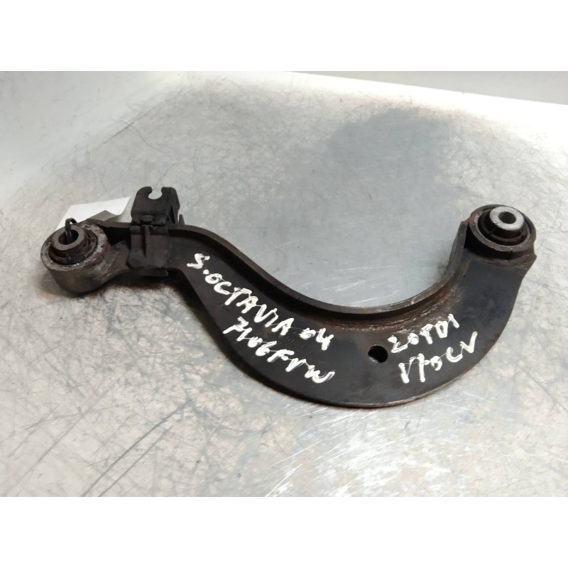 Recambio de brazo suspension superior trasero izquierdo para skoda octavia combi (1z5) rs referencia OEM IAM   
