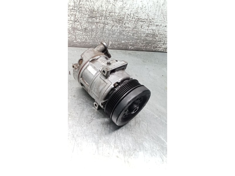 Recambio de compresor aire acondicionado para opel corsa d (s07) 1.2 (l08, l68) referencia OEM IAM 55701200  06