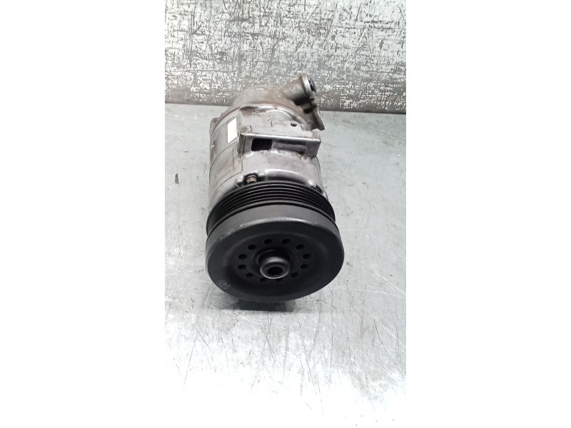 Recambio de compresor aire acondicionado para opel corsa d (s07) 1.2 (l08, l68) referencia OEM IAM 55701200  06