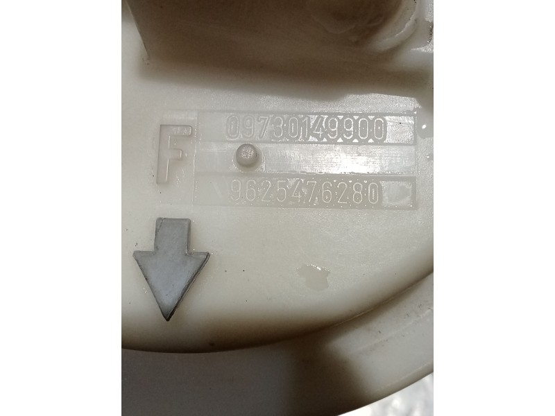 Recambio de bomba combustible para peugeot 206 hatchback (2a/c) 1.6 i referencia OEM IAM   