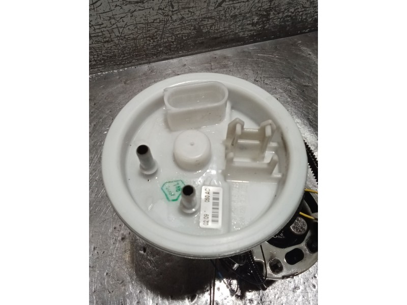 Recambio de bomba combustible para audi a4 b7 (8ec) 2.0 tdi 16v referencia OEM IAM 8E0919050AC 220212002009 