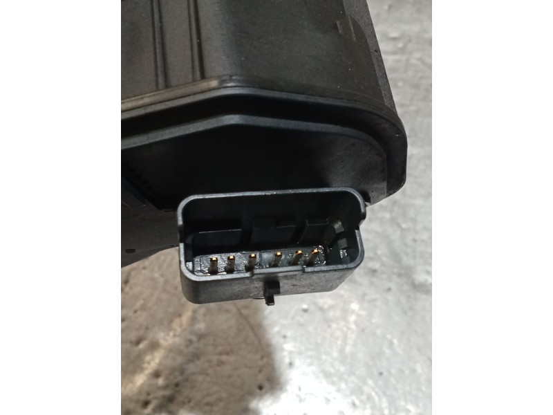 Recambio de caja mariposa para opel crossland x / crossland (p17, p2qo) 1.2 (75) referencia OEM IAM 9801942080 27633K02 21