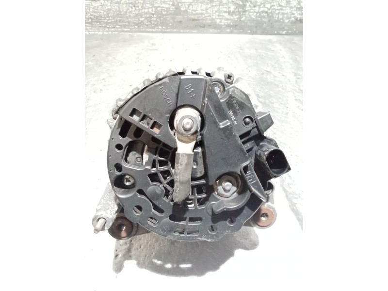 Recambio de alternador para audi a4 b7 (8ec) 2.0 tdi 16v referencia OEM IAM 0986045340 140A 05