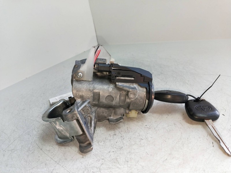 Recambio de conmutador de arranque para toyota auris 1.6 16v cat referencia OEM IAM N0502638639  