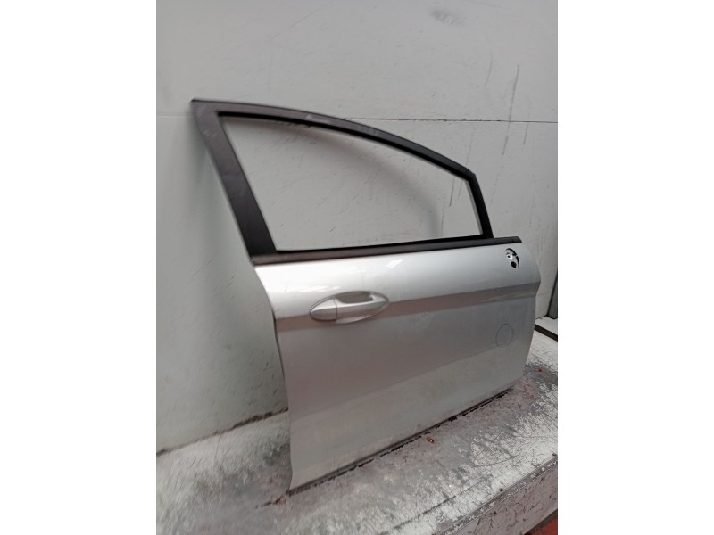 Recambio de puerta delantera derecha para ford fiesta vi (cb1, ccn) 1.6 tdci referencia OEM IAM   