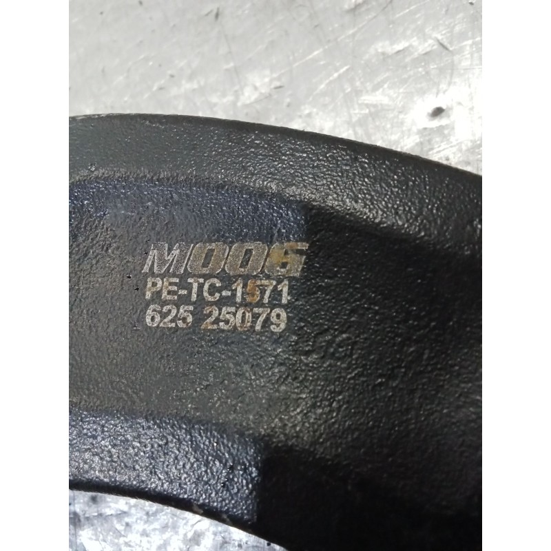 Recambio de brazo suspension inferior delantero derecho para peugeot 206 hatchback (2a/c) 1.6 i referencia OEM IAM   98