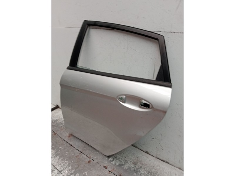 Recambio de puerta trasera izquierda para ford fiesta vi (cb1, ccn) 1.6 tdci referencia OEM IAM   