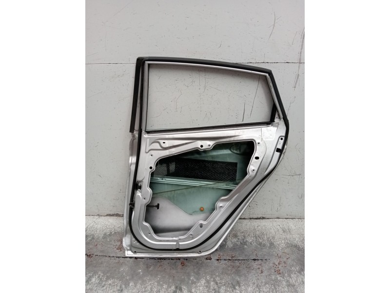 Recambio de puerta trasera derecha para ford fiesta vi (cb1, ccn) 1.6 tdci referencia OEM IAM   