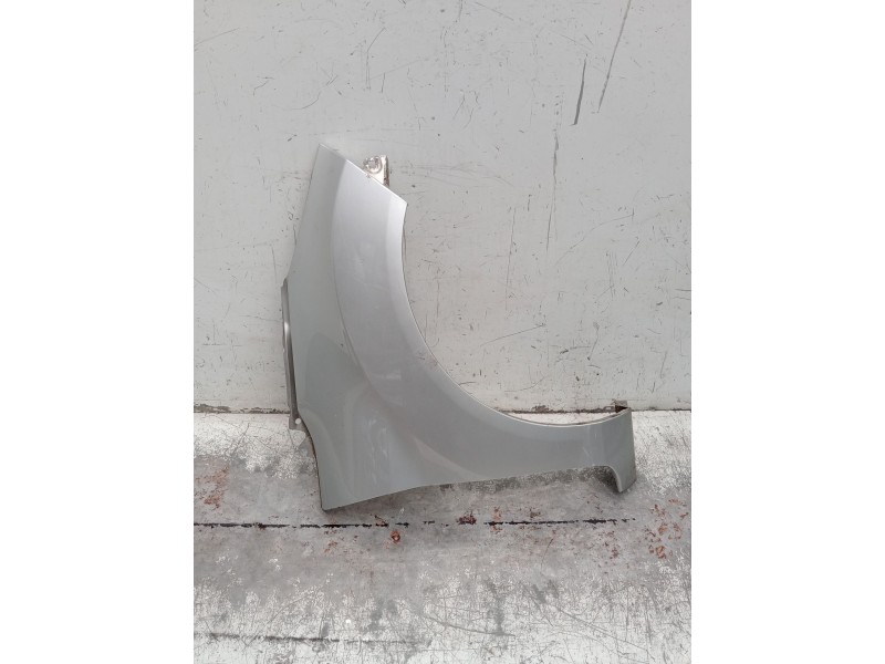 Recambio de aleta delantera derecha para ford fiesta vi (cb1, ccn) 1.6 tdci referencia OEM IAM   