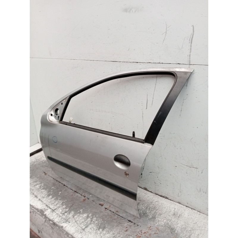 Recambio de puerta delantera izquierda para peugeot 206 hatchback (2a/c) 1.6 i referencia OEM IAM   