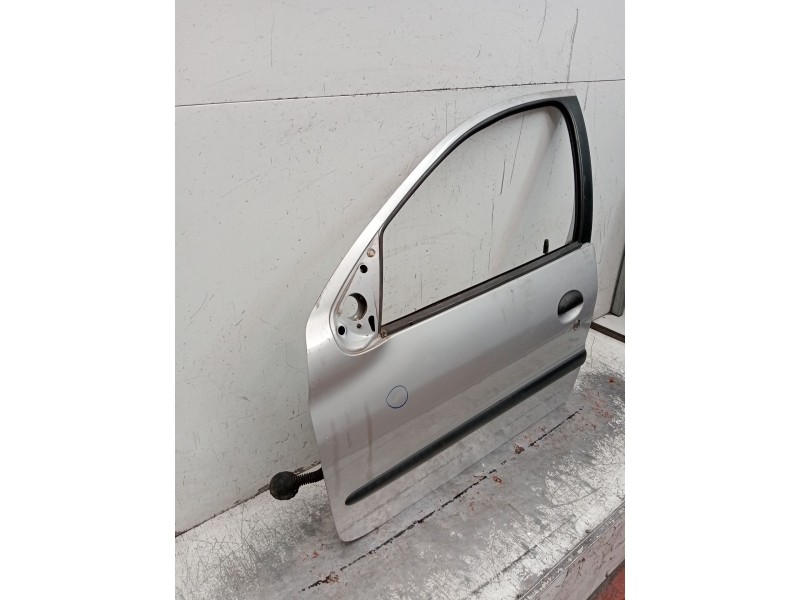 Recambio de puerta delantera izquierda para peugeot 206 hatchback (2a/c) 1.6 i referencia OEM IAM   