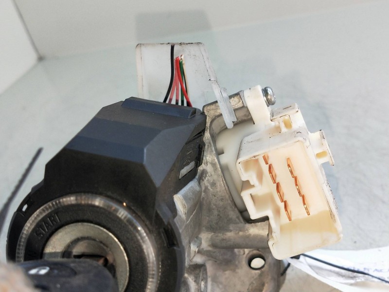 Recambio de conmutador de arranque para toyota auris 1.6 16v cat referencia OEM IAM N0502638639  