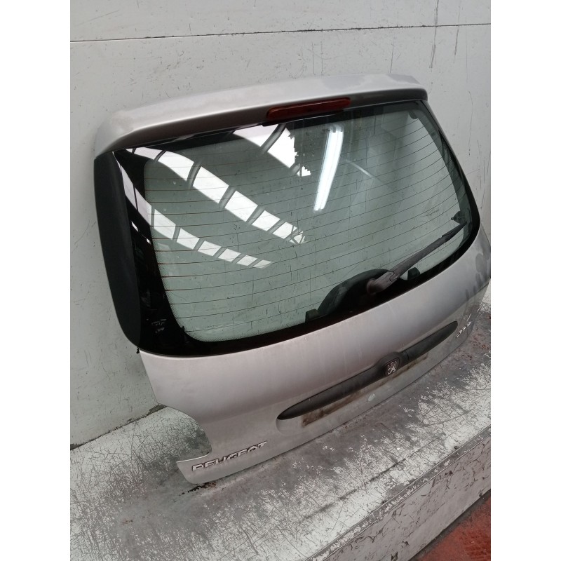 Recambio de porton trasero para peugeot 206 hatchback (2a/c) 1.6 i referencia OEM IAM   
