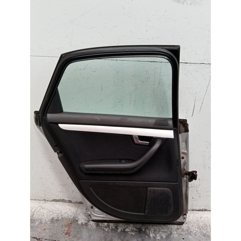 Recambio de puerta trasera izquierda para audi a4 b7 (8ec) 2.0 tdi 16v referencia OEM IAM   