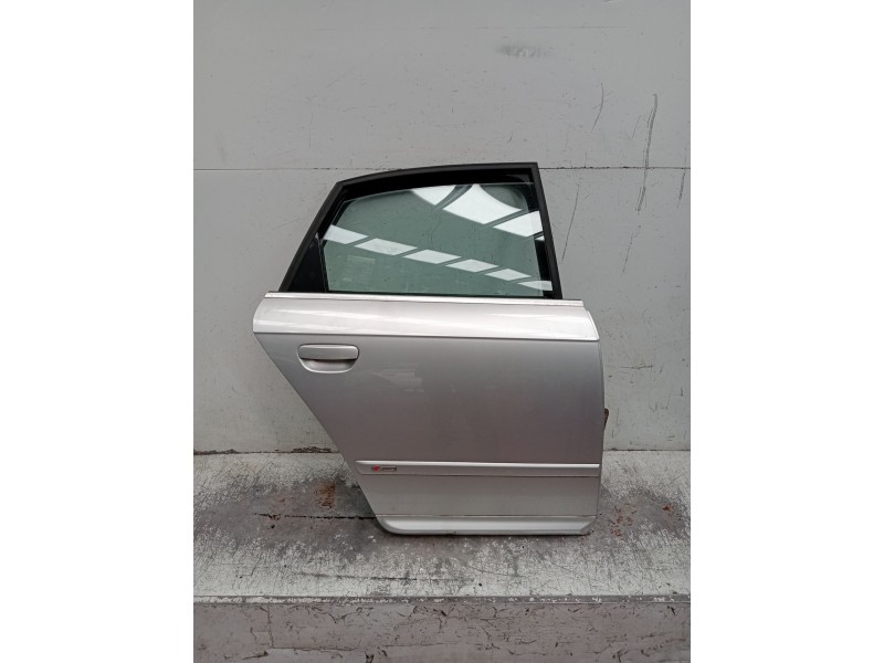 Recambio de puerta trasera derecha para audi a4 b7 (8ec) 2.0 tdi 16v referencia OEM IAM   