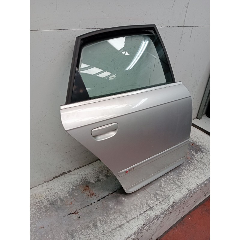 Recambio de puerta trasera derecha para audi a4 b7 (8ec) 2.0 tdi 16v referencia OEM IAM   