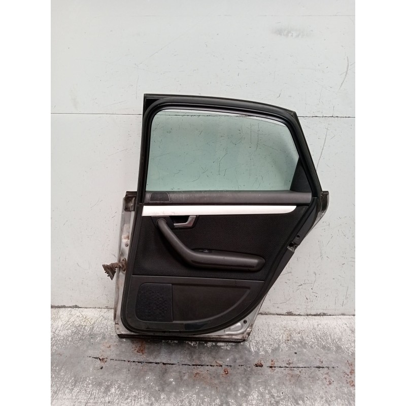 Recambio de puerta trasera derecha para audi a4 b7 (8ec) 2.0 tdi 16v referencia OEM IAM   