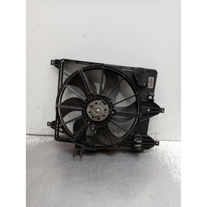 Recambio de electroventilador para renault clio ii (bb_, cb_) 1.5 dci (b/cb3m) referencia OEM IAM 8200685718 5020100 2001