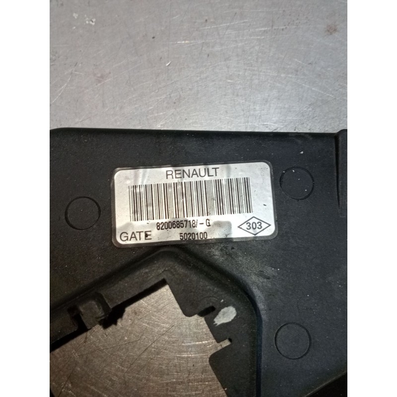 Recambio de electroventilador para renault clio ii (bb_, cb_) 1.5 dci (b/cb3m) referencia OEM IAM 8200685718 5020100 2001