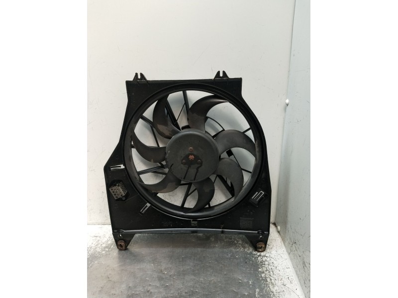 Recambio de electroventilador para renault kangoo express (fc0/1_) d 65 1.9 (fc0e, fc02, fc0j, fc0n) referencia OEM IAM 01303038