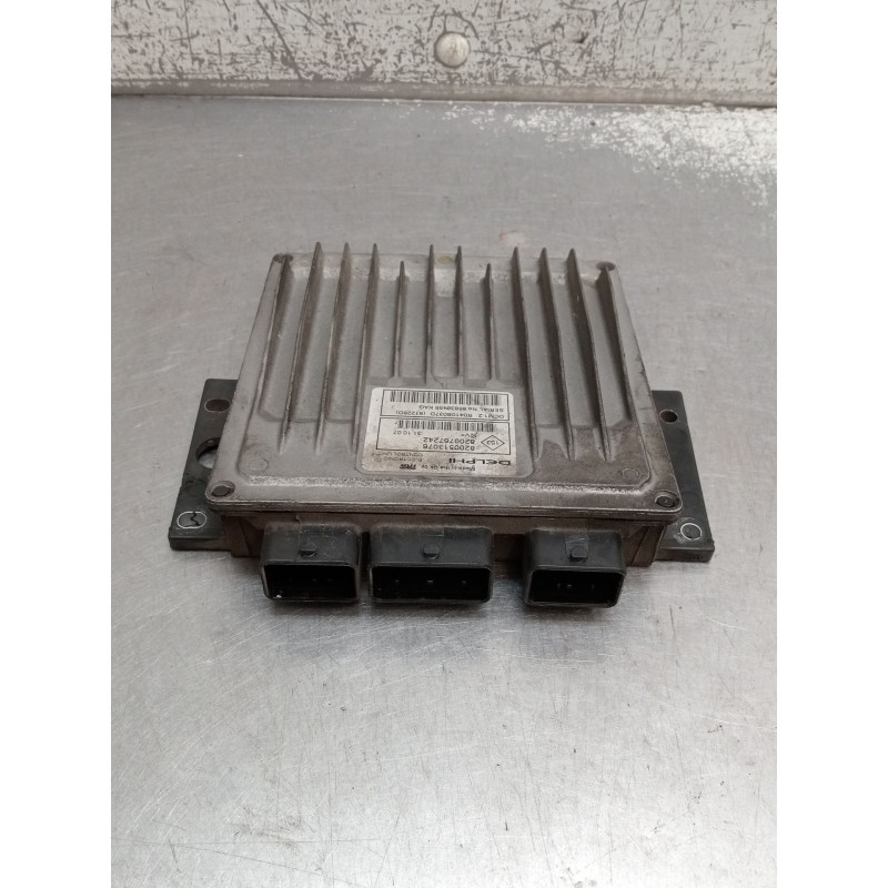 Recambio de centralita motor uce para renault clio ii (bb_, cb_) 1.5 dci (b/cb3m) referencia OEM IAM 8200513076 8200767242 85838