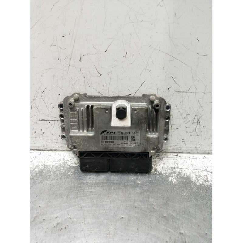 Recambio de centralita motor uce para alfa romeo mito (955_) 1.4 (955axb1b) referencia OEM IAM 0261S04407 51854161F 2008