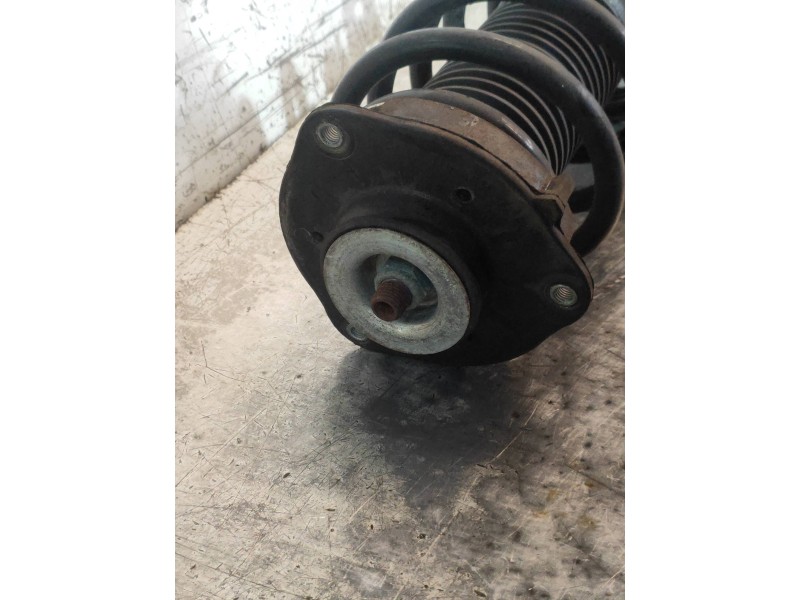 Recambio de amortiguador delantero izquierdo para skoda suberb (3t4) exclusive referencia OEM IAM 3C0413031AS 824904004822 