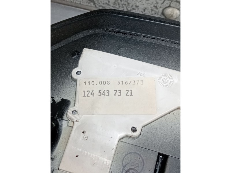 Recambio de cuadro instrumentos para mercedes-benz 124 sedán (w124) 300 d (124.130) referencia OEM IAM 1245437321 110008316 1989