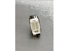 Recambio de mando elevalunas delantero derecho para renault clio ii (bb_, cb_) 1.5 dci (b/cb3m) referencia OEM IAM 26488 5P 2001 2