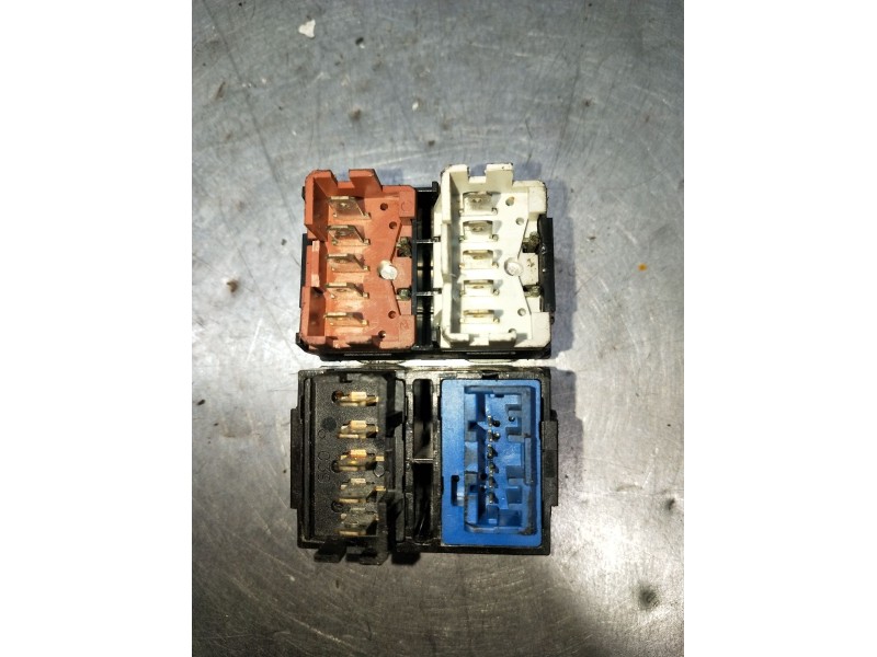Recambio de mando elevalunas delantero izquierdo para peugeot 406 (8b) 1.9 td referencia OEM IAM  4P 1995